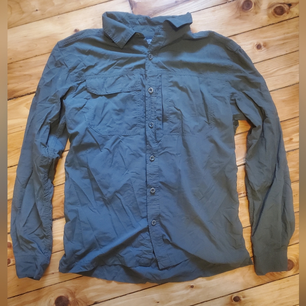 Eastern Mountain Sports hiking shirt